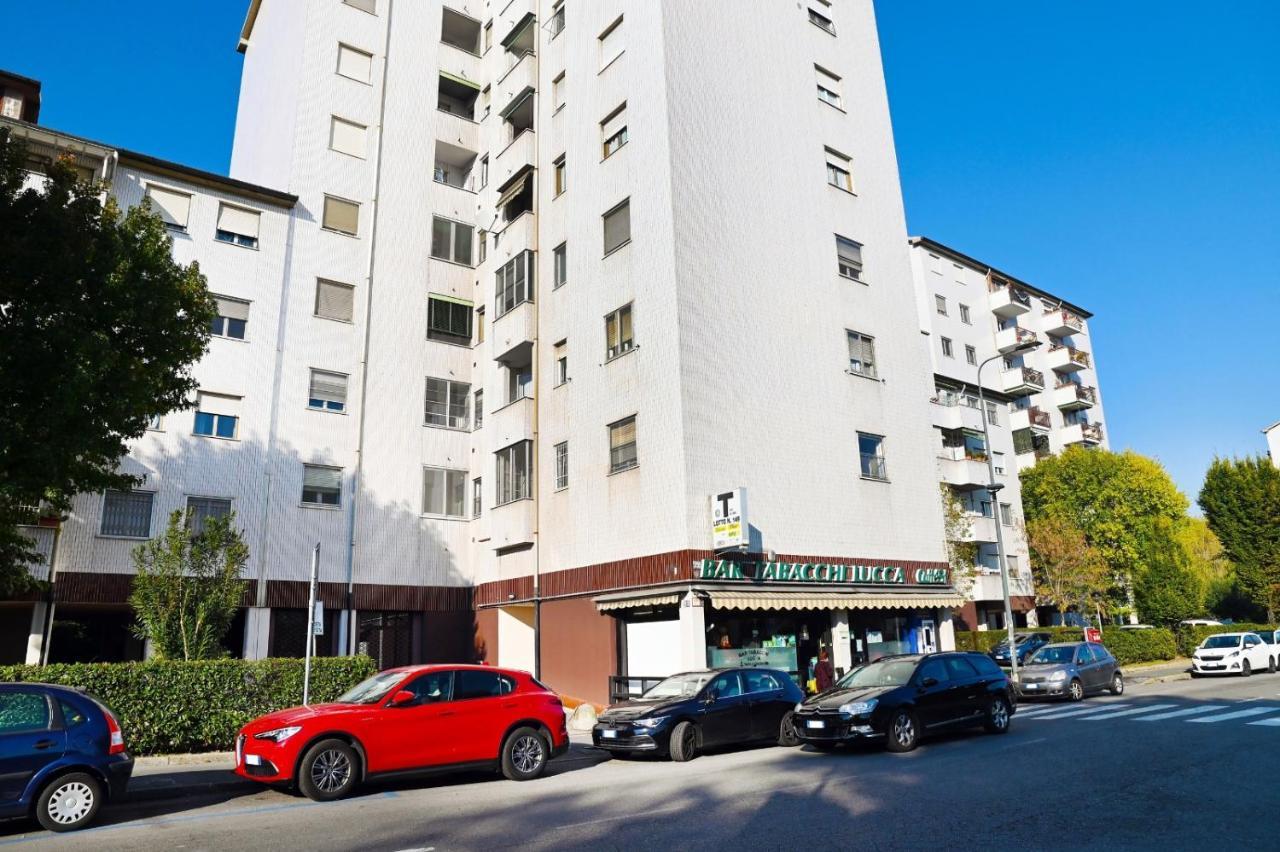 Hotel Lucca 22 Milán Exteriér fotografie